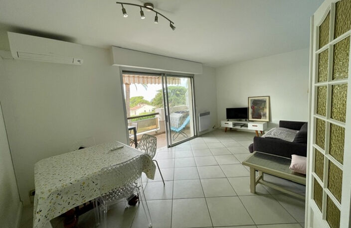LOCATION 2 PIECES ST RAPHAEL QUARTIER BOULOURIS — photo 4