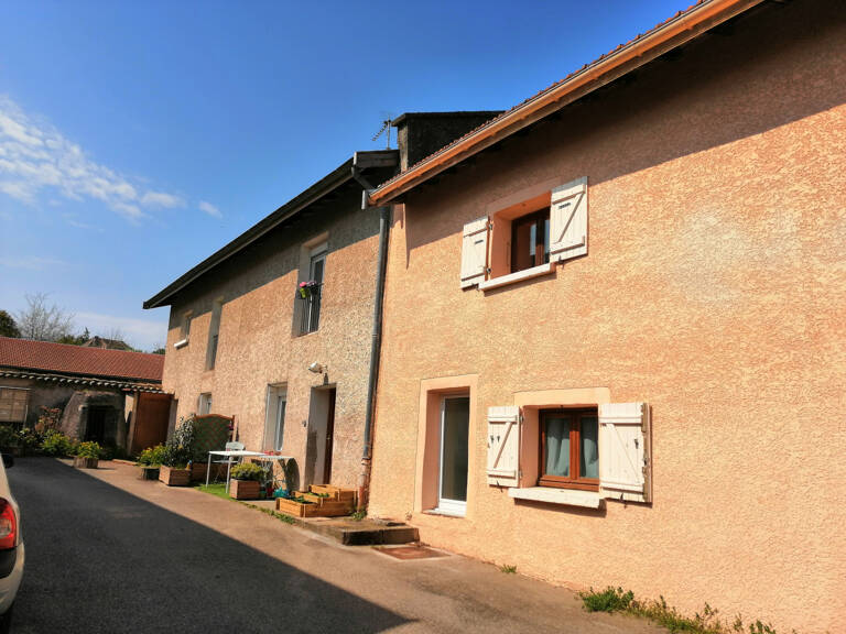 St Laurent de Mure, T3 de 66 m2 — photo 1
