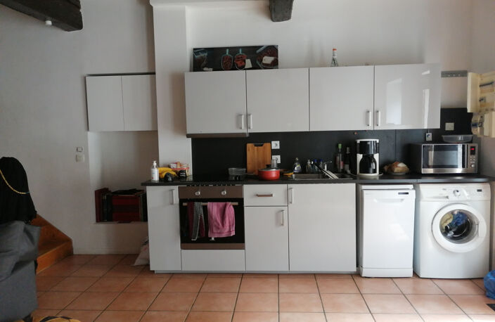 St Laurent de Mure, T3 de 66 m2 — photo 2