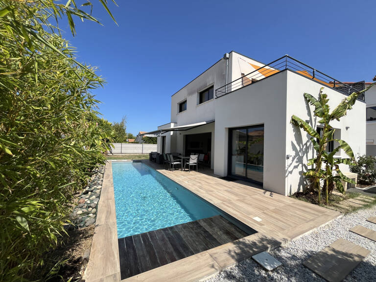 SAINT PALAIS SUR MER — photo 1