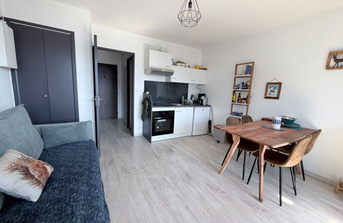 CHARMAND STUDIO A PRA LOUP 1500 + cave — photo 2