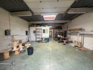 Local commercial   Septèmes-les-Vallons  138,22 m2   1 250 € HT   / mois hors charges — photo 4
