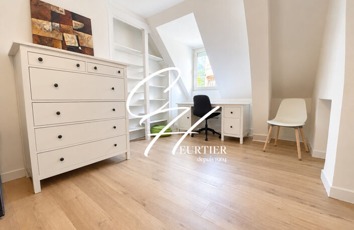 GRENOBLE ÎLE VERTE  Charmant studio meublé — photo 3