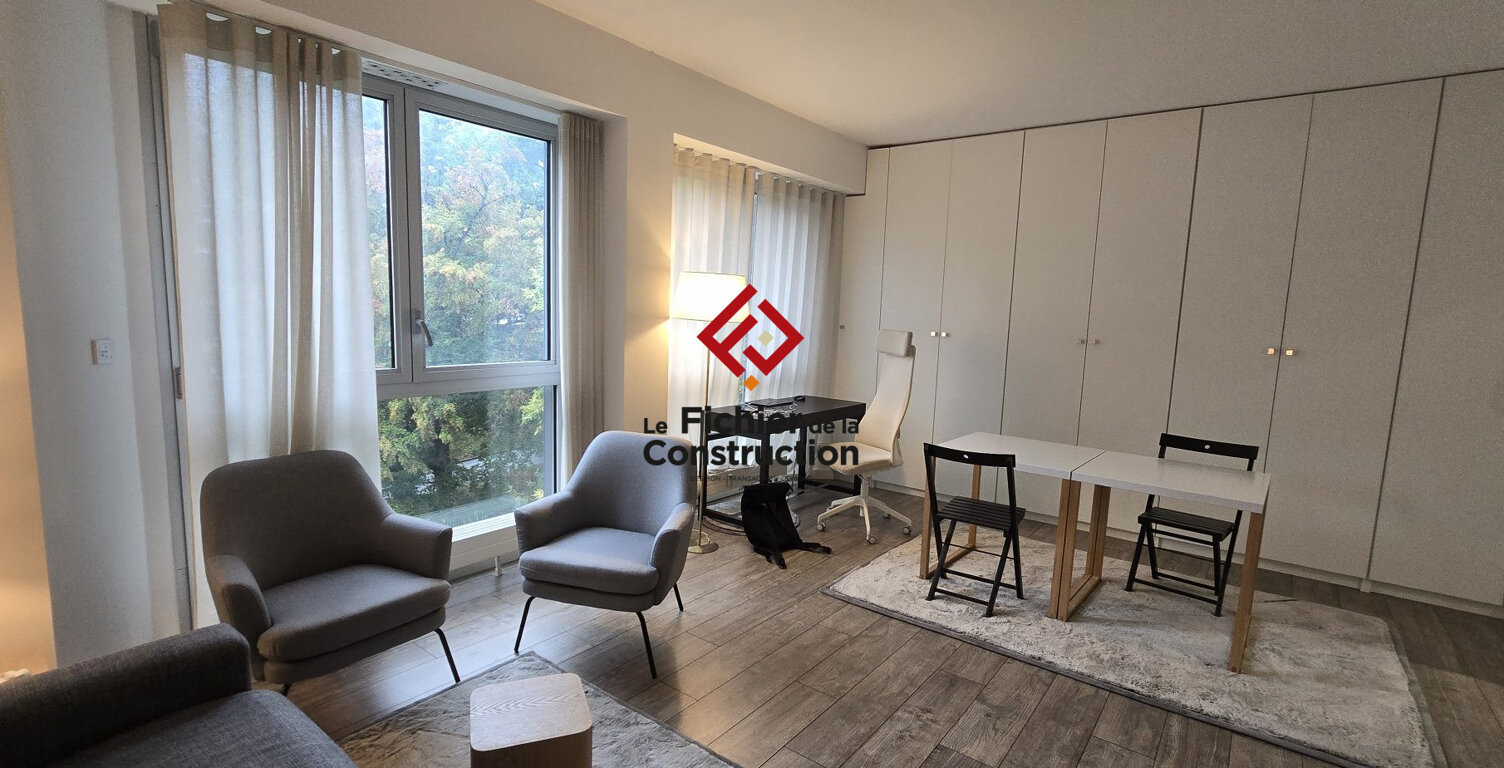Appartement à louer Meylan — photo 1