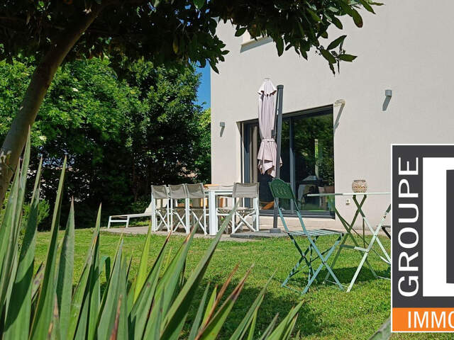 A vendre, maison contemporaine à Montmeyran — photo du bien