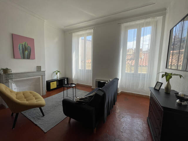 T1 lumineux tout équipé au coeur du Panier   47 m2 — photo du bien