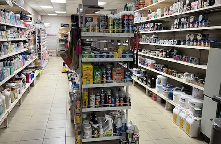 A vendre fond de commerce droguerie de plus de 70 ans d'exis — photo 3