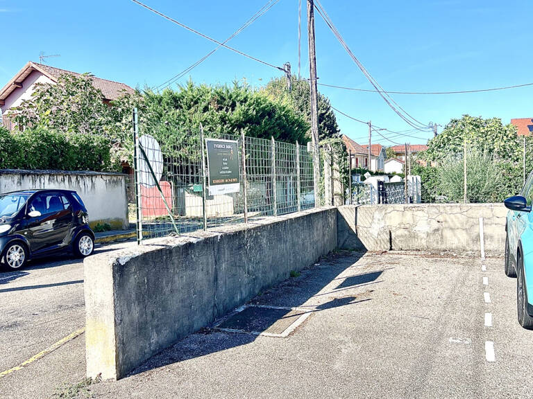 location garage Bourgoin jallieu centre — photo 1