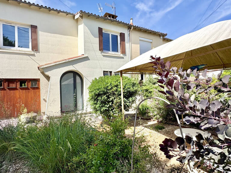 Maison de ville de Type 5 avec jardin attenant et stationnement — photo 1