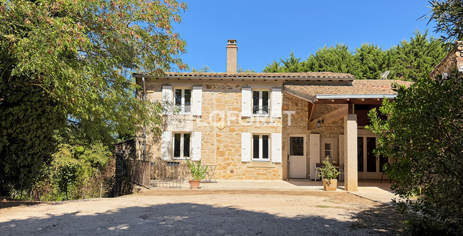 CHARMES-SUR-RHÔNE MAISON EN PIERRE SUR 4,5 HECTARES — photo 1