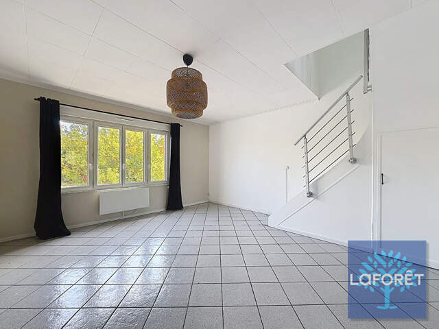 Appartement Valenciennes 3 pièce(s) 70.73 m2 — photo du bien
