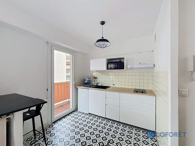 STUDIO AVEC COIN NUIT 27M2 NICE NORD — photo du bien