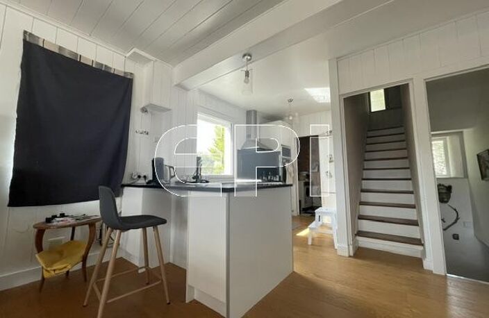 6414<br>Maison d'habitation sur 3 niveaux<br>TERRASSE avec VUE s — photo 3