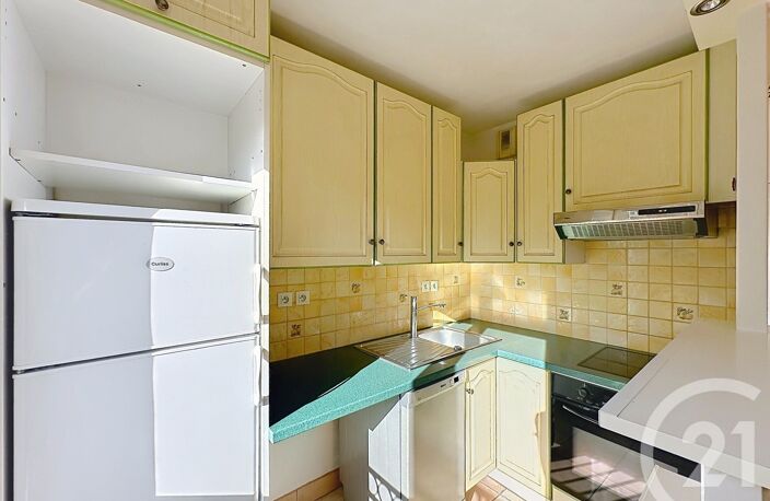 Location appartement 2 pièces 40 m² à Thiais (94320) — photo 3