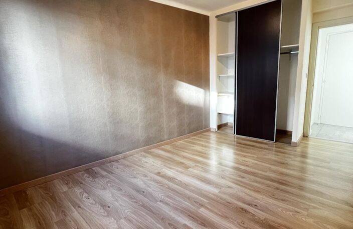 LOCATION T3 RODEZ SANS FRAIS D'AGENCE — photo 4