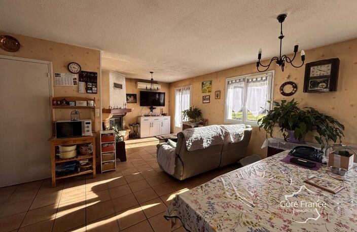 Très charmante maison construite en 2008 avec jardin, située — photo 4