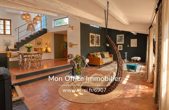 Référence : 6907-CCH - Maison de village avec terrasse — photo 2