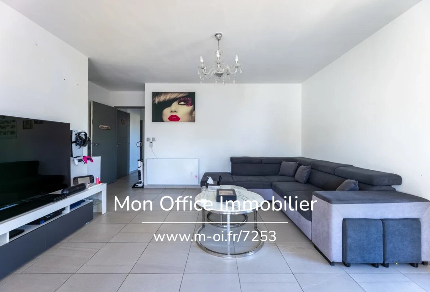 Référence : 7253-MCO. - Dernier étage Appartement 3 pièces terrasse et place de parking privative en sous sol — photo 1