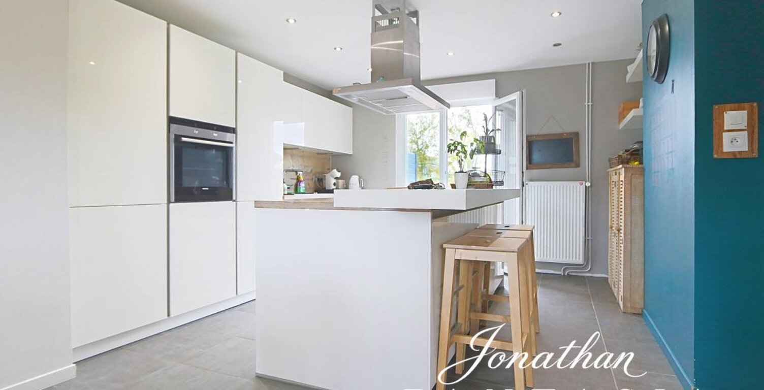 Bousse : maison familiale de 118 m² avec jardin et sous-sol aménagé — photo 1