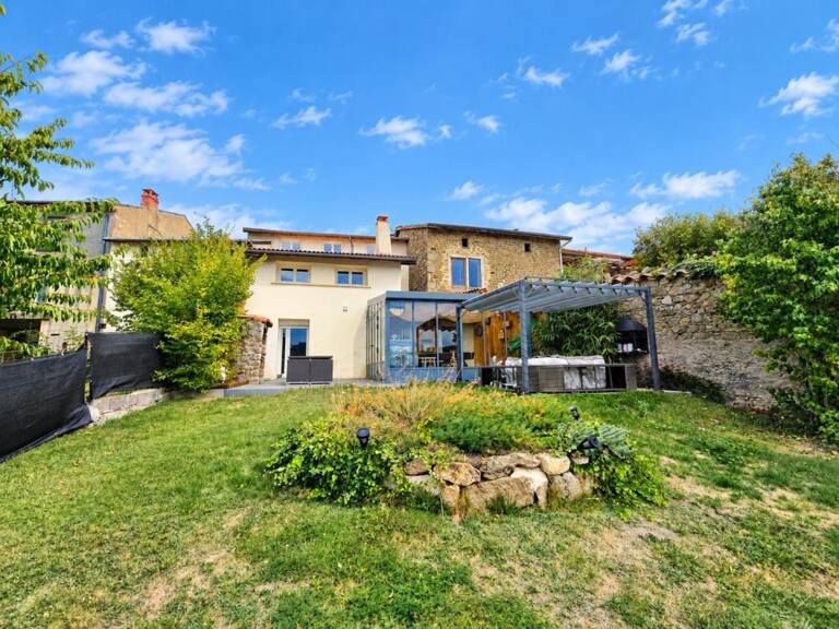 *** EXCLUSIVITE ***   MAISON COUP DE CŒUR DE 132 M² *** CUNLHAT 63590 *** — photo 1