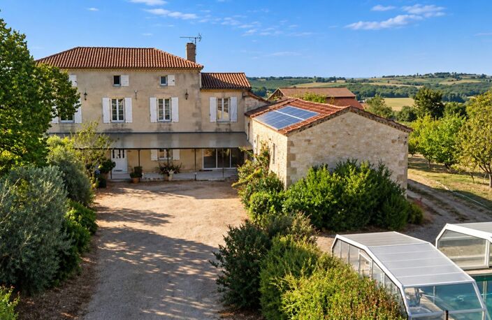 Maison en pierre avec piscine et dépendances – Vue dominante sur la campagne gersoise — photo 2