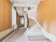 COLLONGES-AU-MONT-D’OR — Duplex meublé de caractère avec 3 chambres et bureau, dans une résidence avec stationnement, parc arboré et piscine — photo 3
