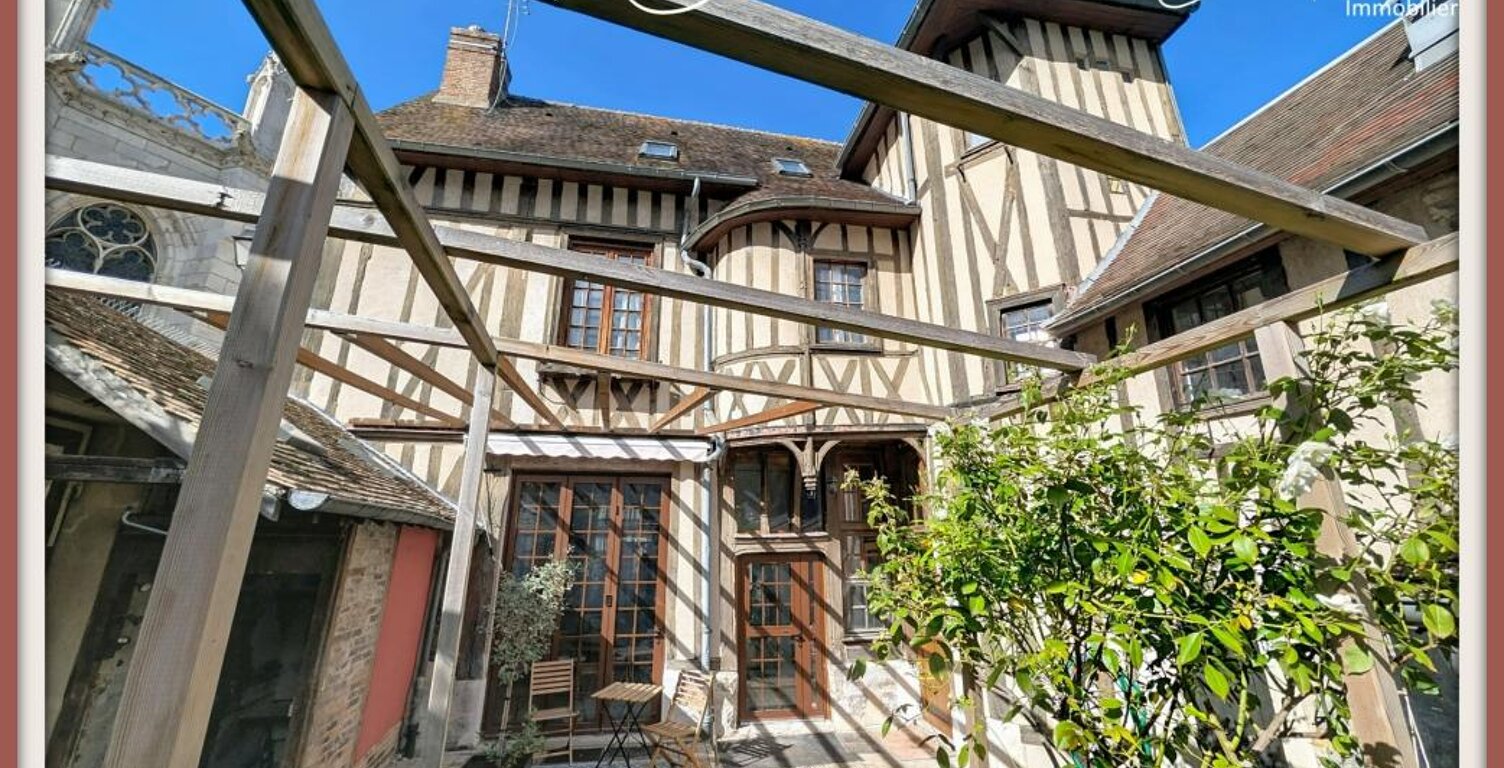   VERNON – UNE MAISON DE CARACTÈRE AU CŒUR DE L’HISTOIRE   — photo 1