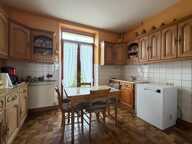 MAISON 2 CHAMBRES AVEC DOUBLE GARAGE ET JARDIN — photo 4