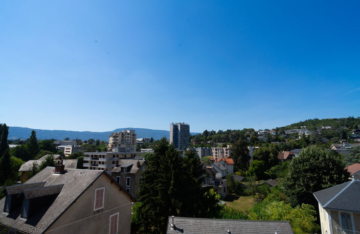 Agréable T4 à la vue dégagée — photo 2