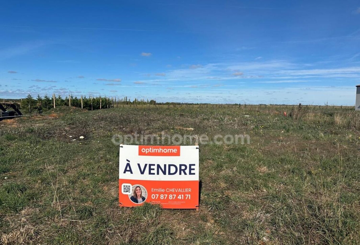 Terrain à vendre viabilisé de 562,00 m² SAINT JEAN DE BEUGNE (85) — photo 1