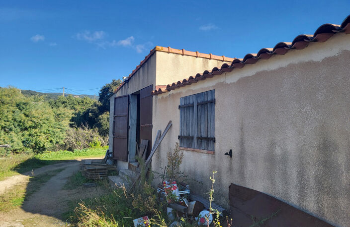 TERRAIN CONSTRUCTIBLE DE 1300m2 -  A 2KM DU CENTRE-VILLE — photo 2