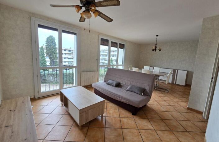 À LOUER – SPACIEUX T3 MEUBLÉ DE 74 M² À VERT-BOCAGE — photo 3
