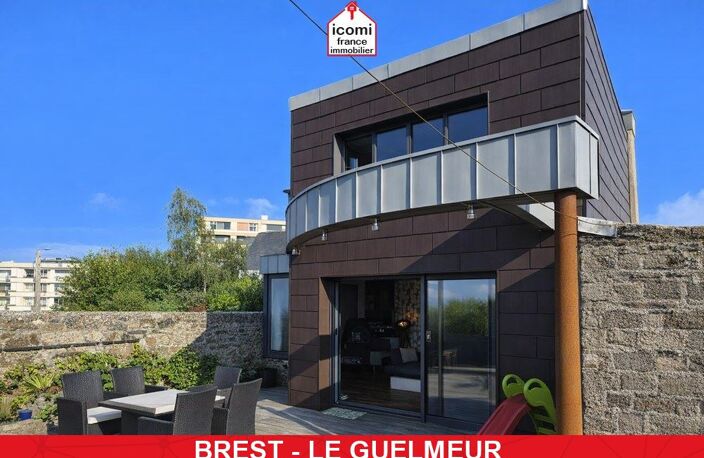 FINISTERE - Brest (29200) - A VENDRE - MAISON DE 150 M² AVEC EXTENSION CONTEMPORAINE - ESPACE DE VIE +60 M² - 3/4 CHAMBRES - JARDIN CLOS - VUE MER - COUP DE COEUR - RARE — photo 5