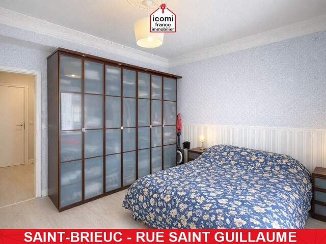 COTES-D'ARMOR - Saint-Brieuc (22000) - A VENDRE APPARTEMENT T3 DE CHARME AVEC ASCENSEUR ET GARAGE (OPTION) EN HYPER CENTRE VILLE - STANDING - LE COUP DE COEUR EST ASSURE - RARE — photo du bien