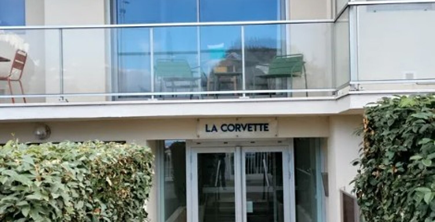 Studio — photo 1