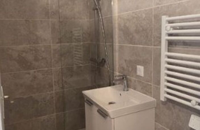 T2 — photo 2