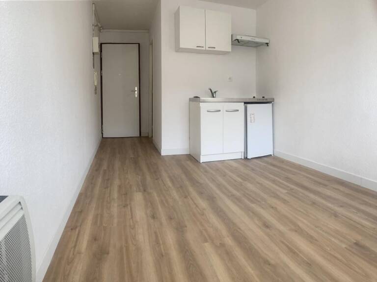 STUDIO BORDEAUX IDEAL ETUDIANT — photo 1