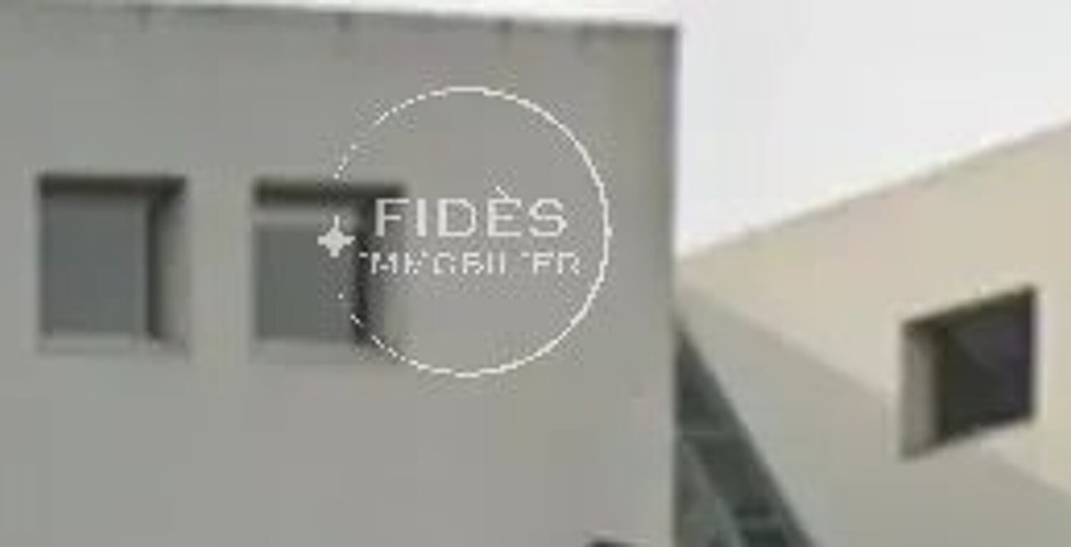Bureau de 64m2 a la location — photo 1