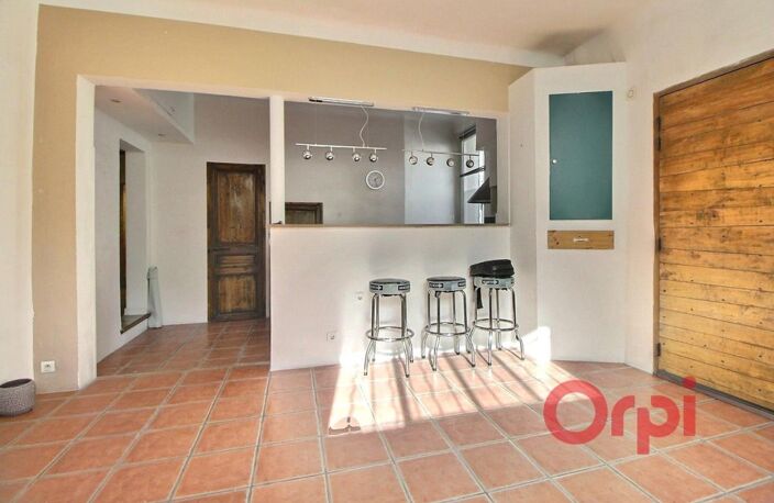 Appartement 2 chambres à Louer Marseille 13007 — photo 3