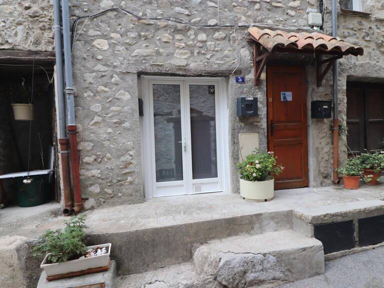 L'ESCARENE - Appartement MEUBLE À Louer — photo 1