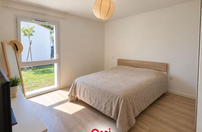 Appartement T2 en rez-de-chaussée avec terrasse et deux stationnements à Angoulins — photo 4