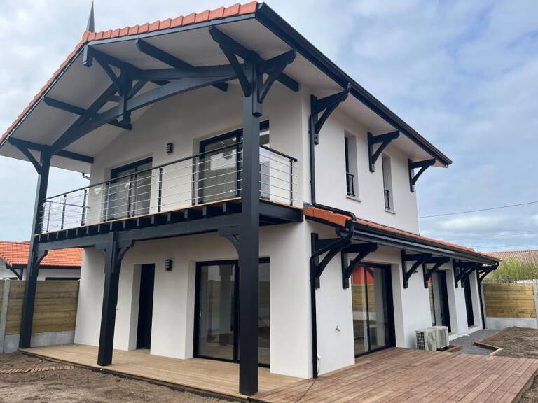 Location – Maison  meublée de standing – Gujan-Mestras (127 m²) — photo 1