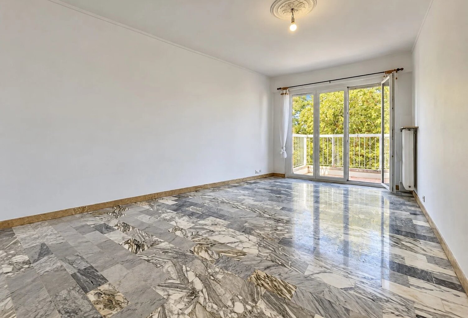 NICE – RIQUIER | 65 m² – 2 BALCONS — photo 1
