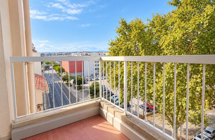 NICE – RIQUIER | 65 m² – 2 BALCONS — photo 4