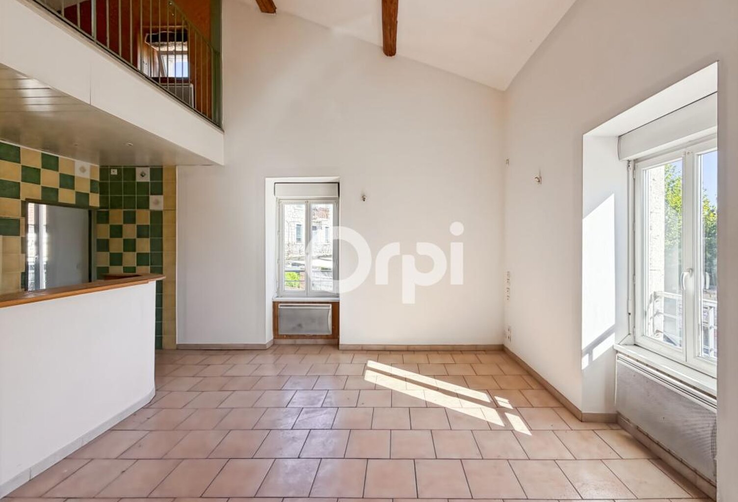 Appartement  1er &tage À Vendre — photo 1