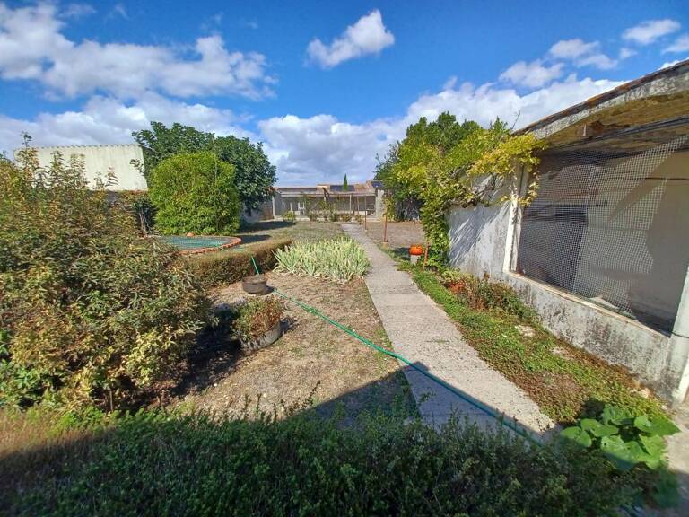 Maison À Vendre — photo 1