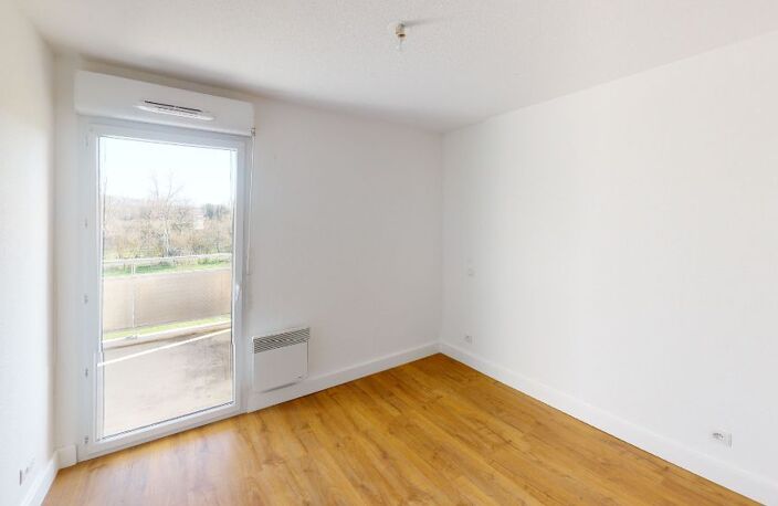 TOURNEFEUILLE, T3 de 57 m² avec balcon et parking — photo 4