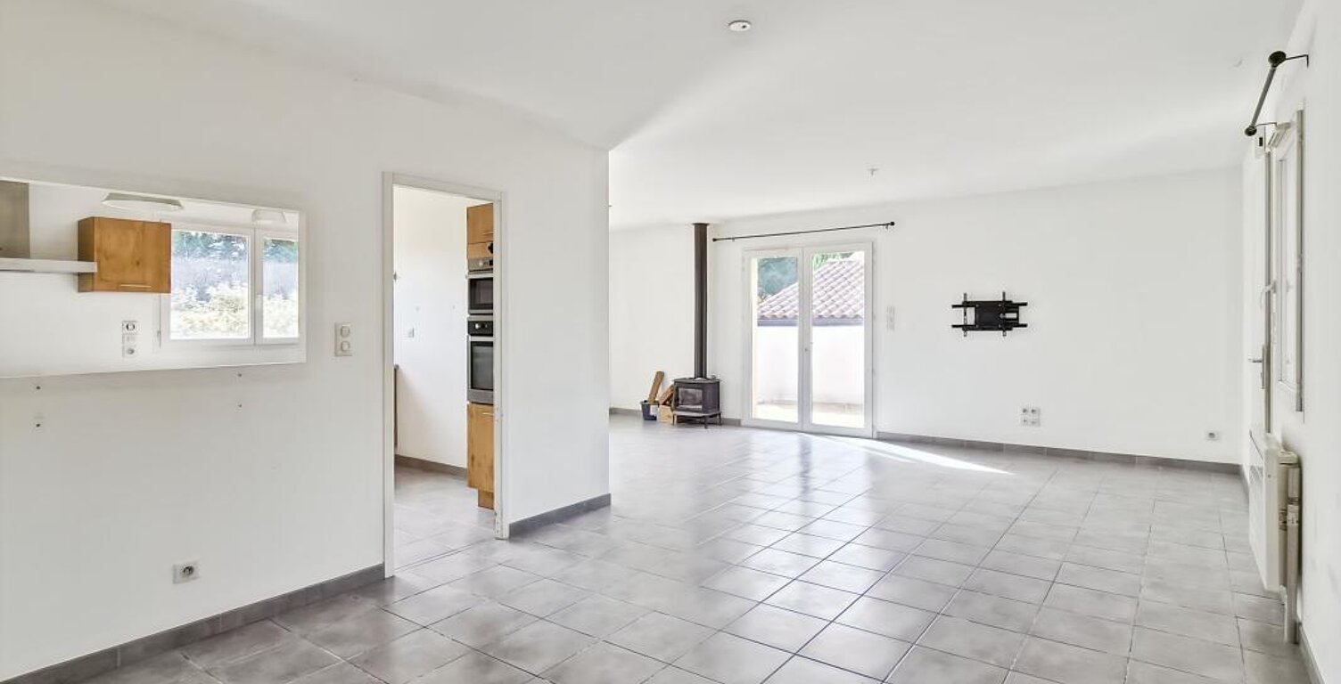DREMIL LAFAGE - Maison T4 avec Double garage, Piscine et Dépendance — photo 1