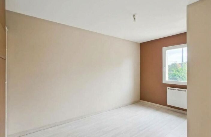 DREMIL LAFAGE - Maison T4 avec Double garage, Piscine et Dépendance — photo 5