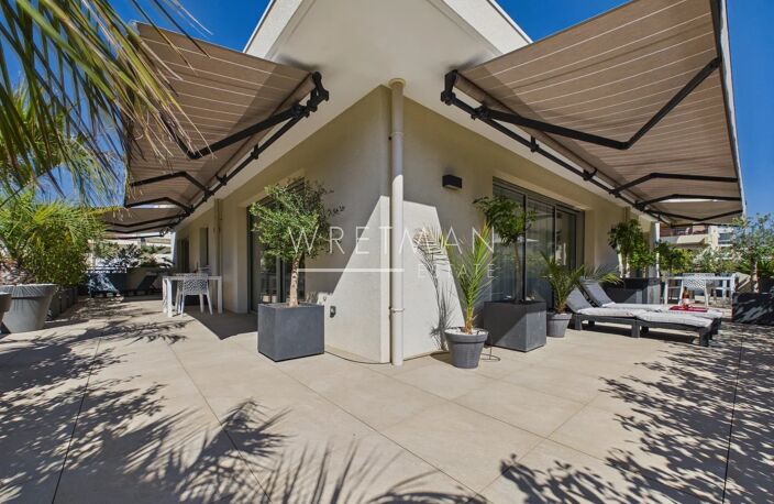 Superbe penthouse avec vaste terrasse à Pointe Croisette — photo 2